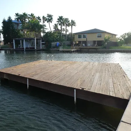 Fishermans Landing On The Bay- Las Marinas-3