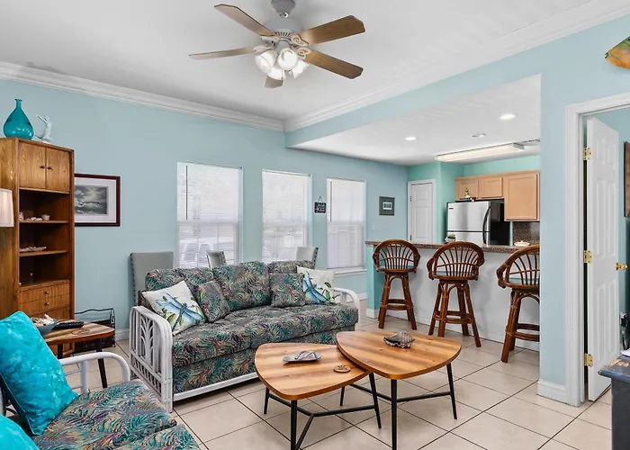 Little Get-Away By The Beach ,Moondancer